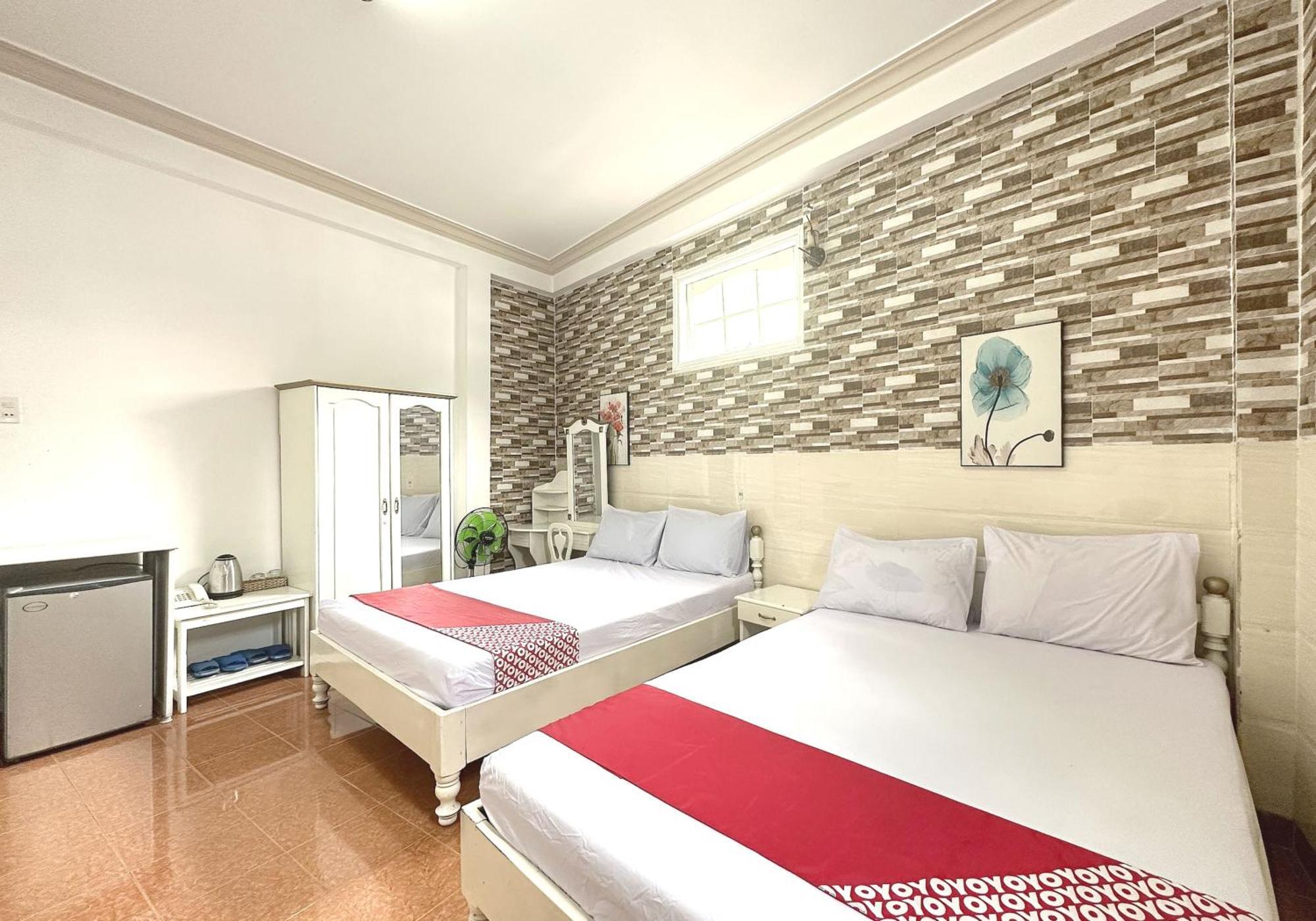 Khách Sạn LÊ VŨ Dalat Exterior foto