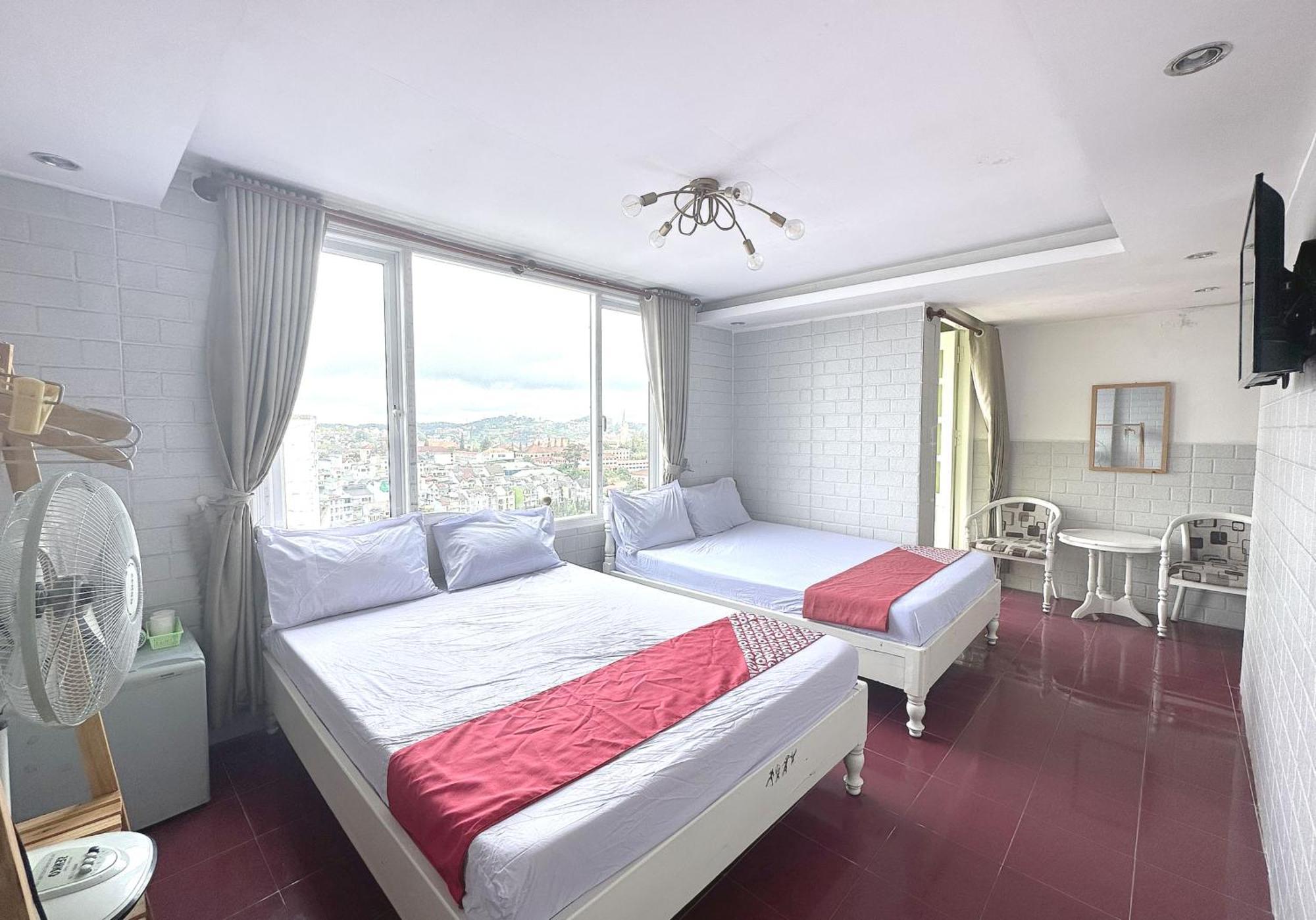 Khách Sạn LÊ VŨ Dalat Exterior foto