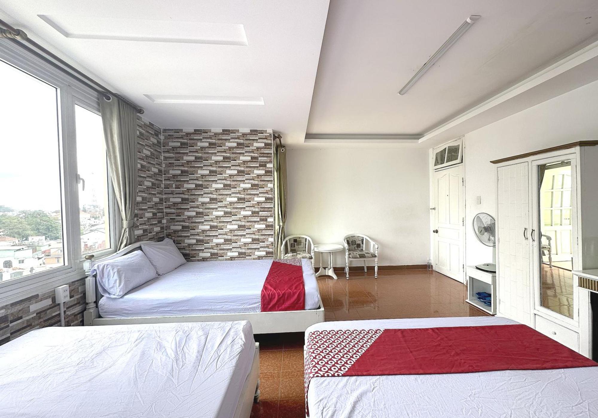 Khách Sạn LÊ VŨ Dalat Exterior foto